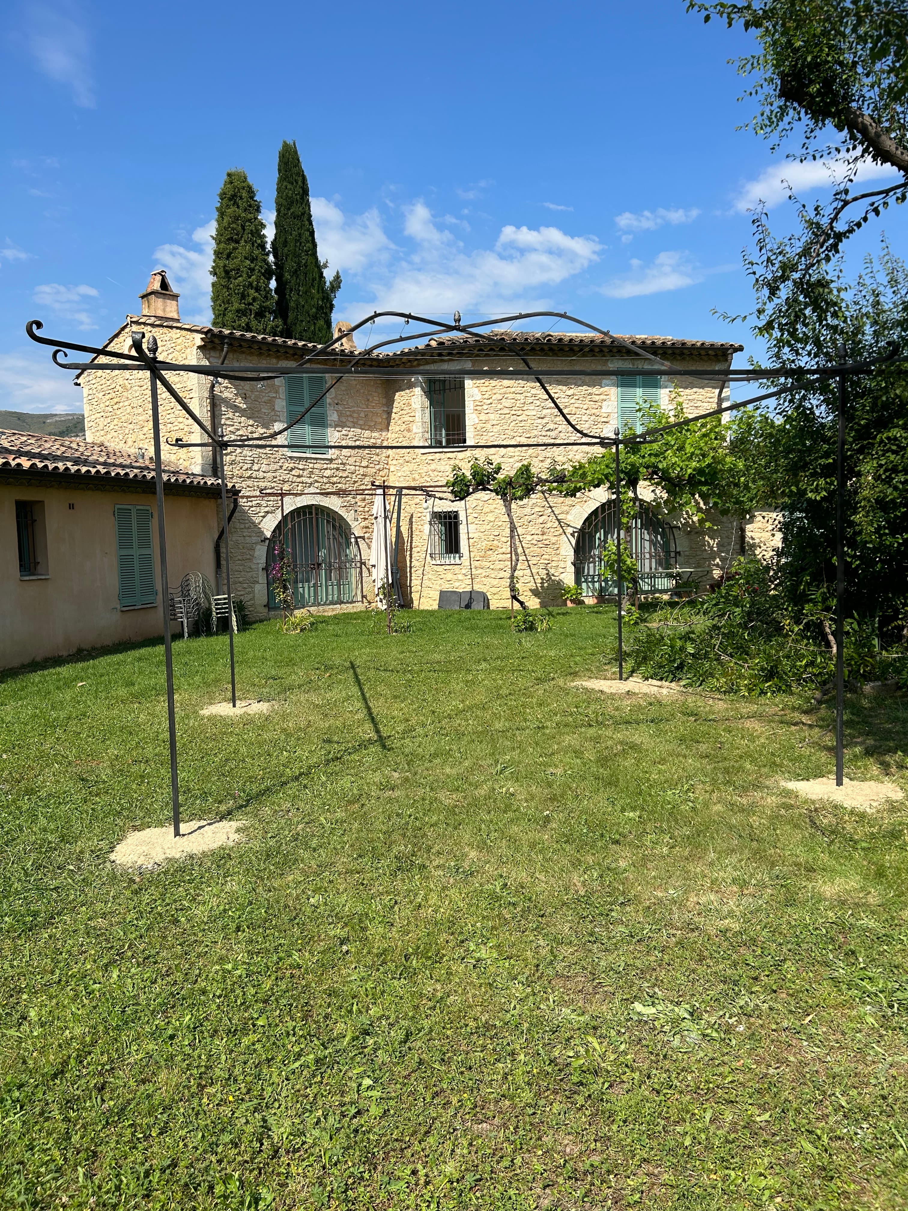 Pergola en fer forgé