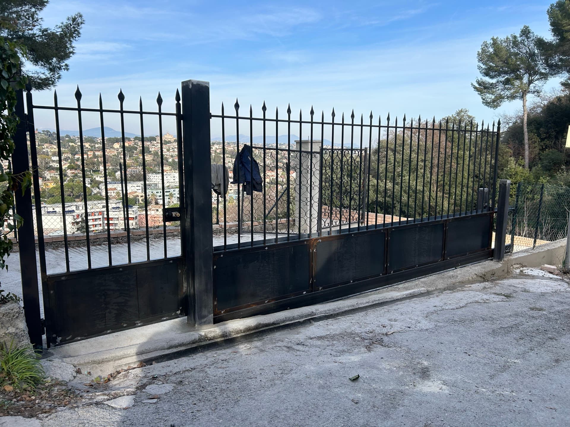 Portail fer forgé sur mesure
