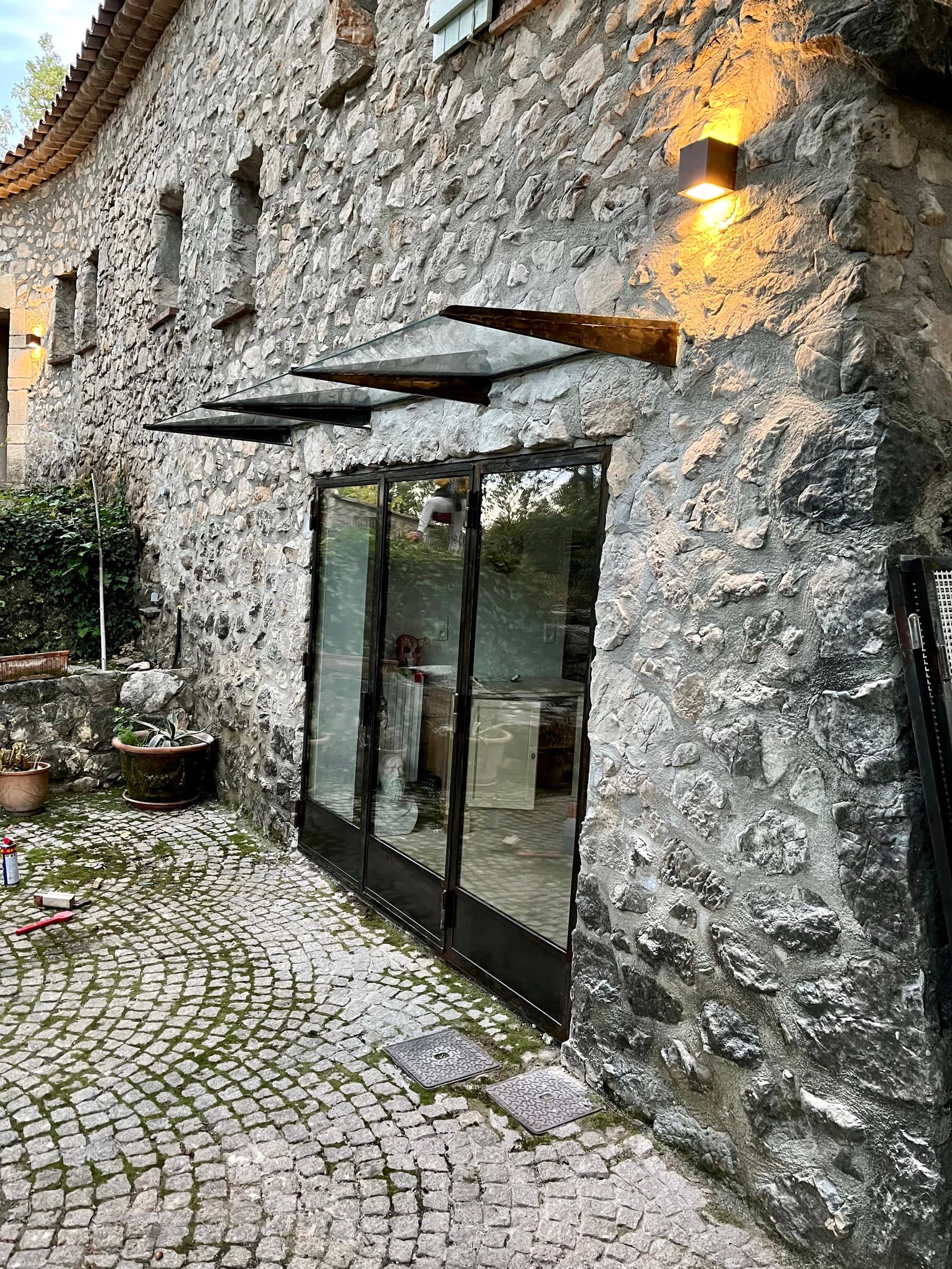 Porte vitrée en fer forgé sur mesure